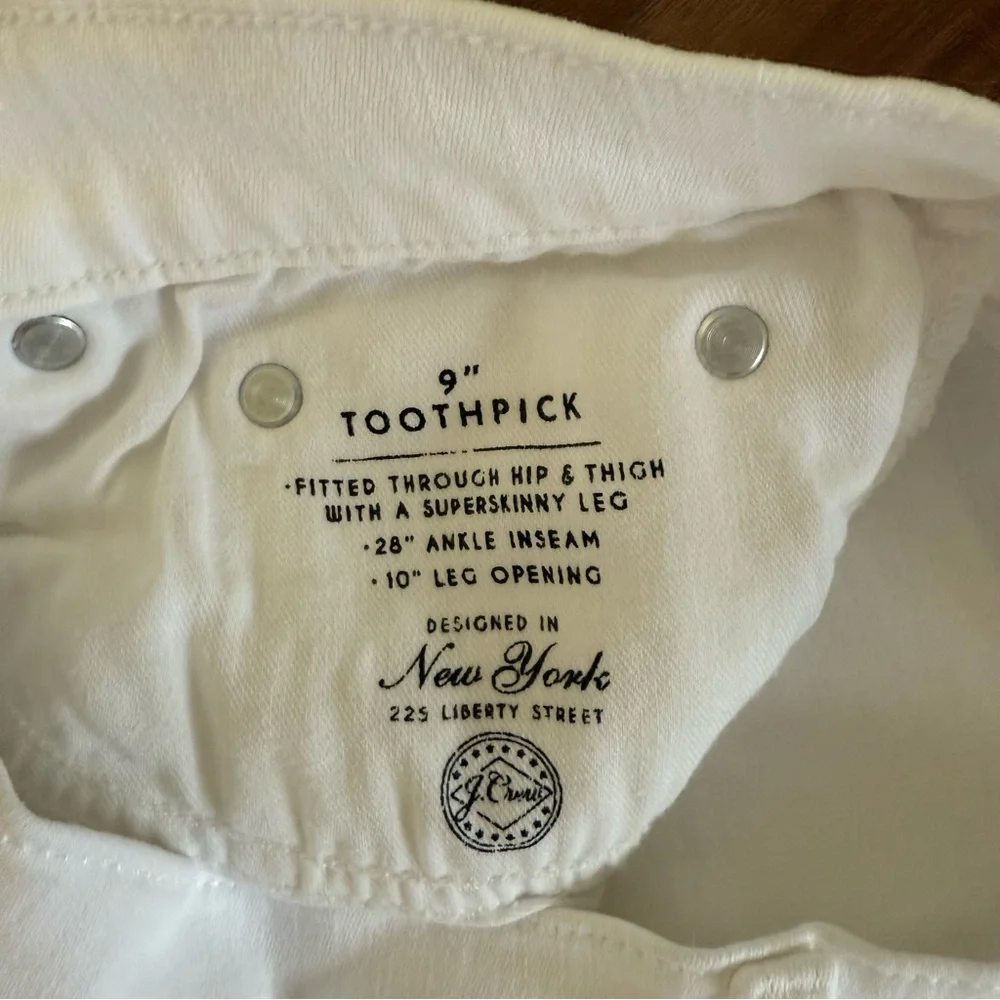 J. Crew 9” mid-rise toothpick jean in white Sz 29 stretch ankle length skinny